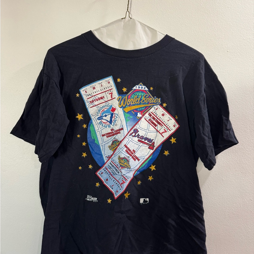Vintage 1992 World Series Graphic T-Shirt Toronto Blue Jays & Atlanta Braves